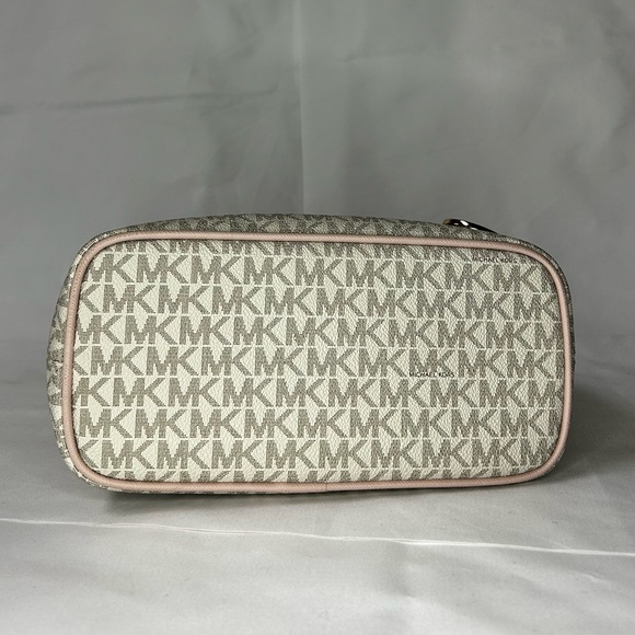 Michael Kors Jet Set Travel Top-Zip Tote Bag - Picture 3 of 4